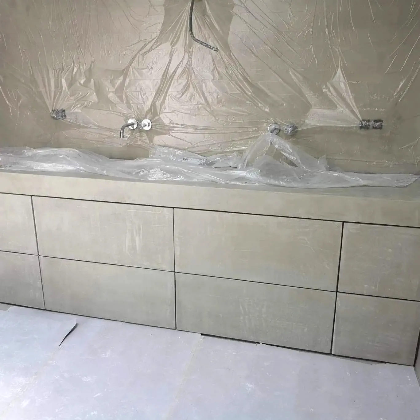 Mobilier sur mesure en enduit MISTO